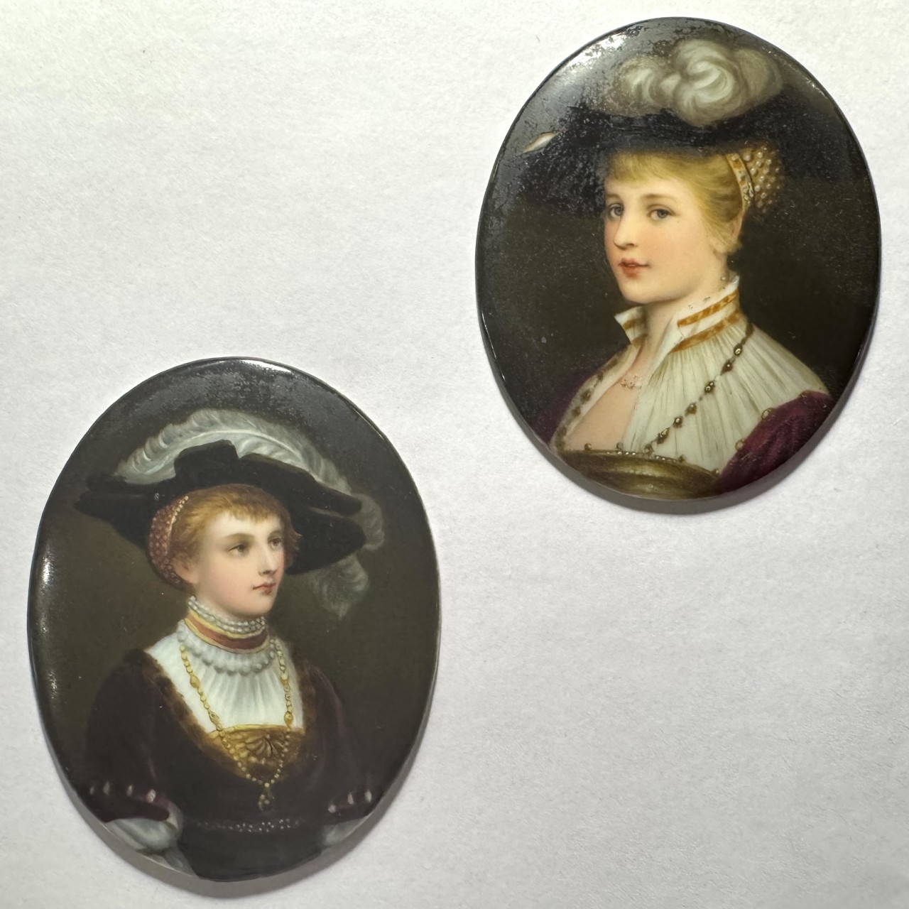 Медальоны «Дамы»