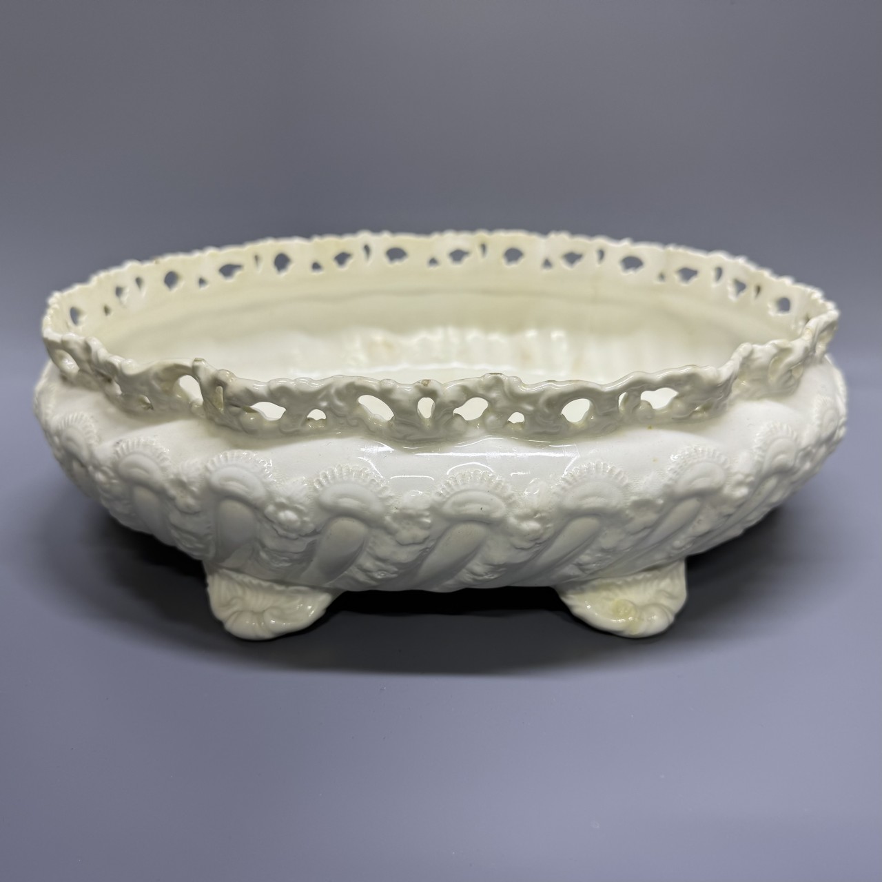 Антикварная ваза-фруктовница