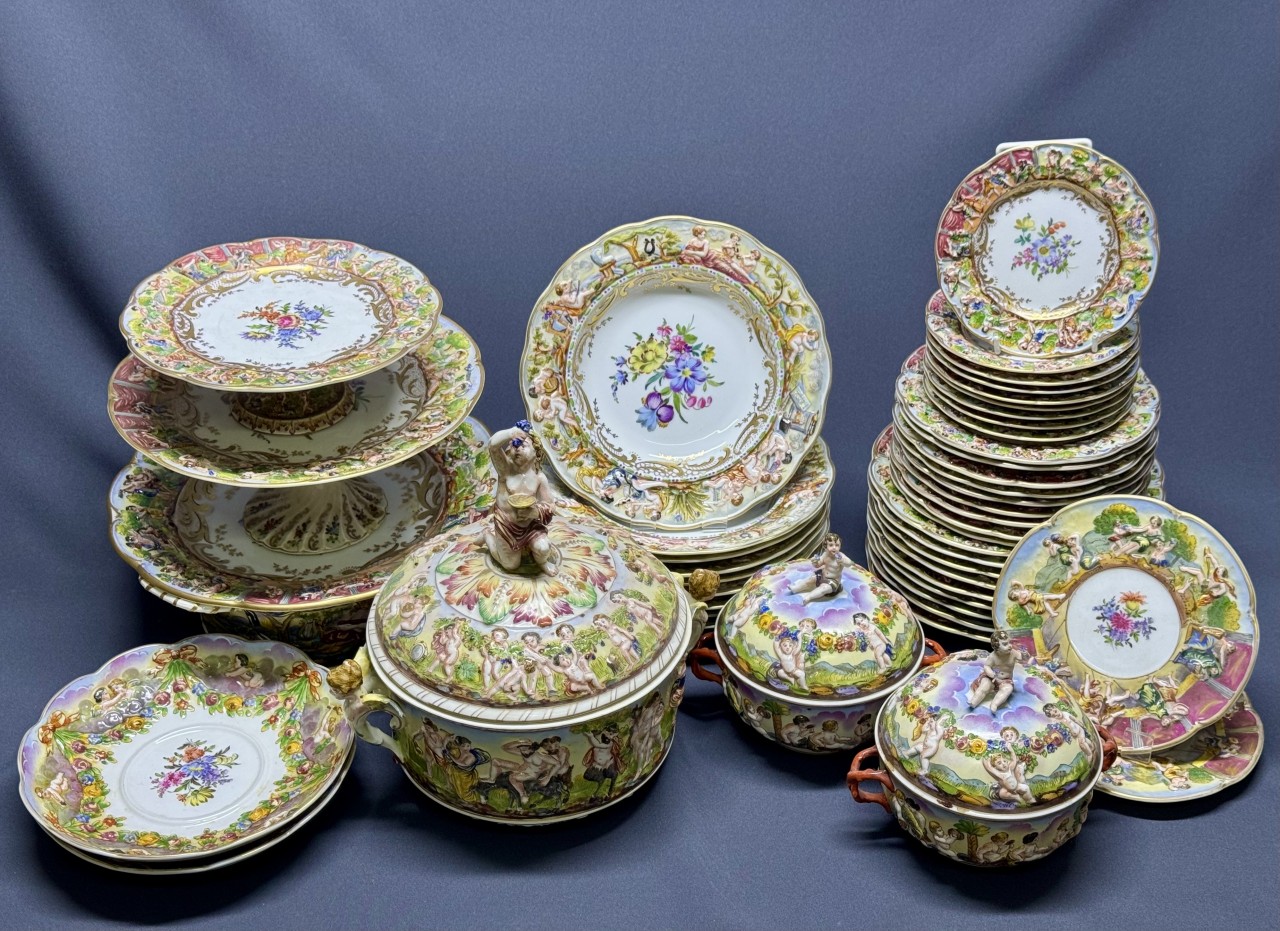 Сервиз столовый «Мифологические сцены»
